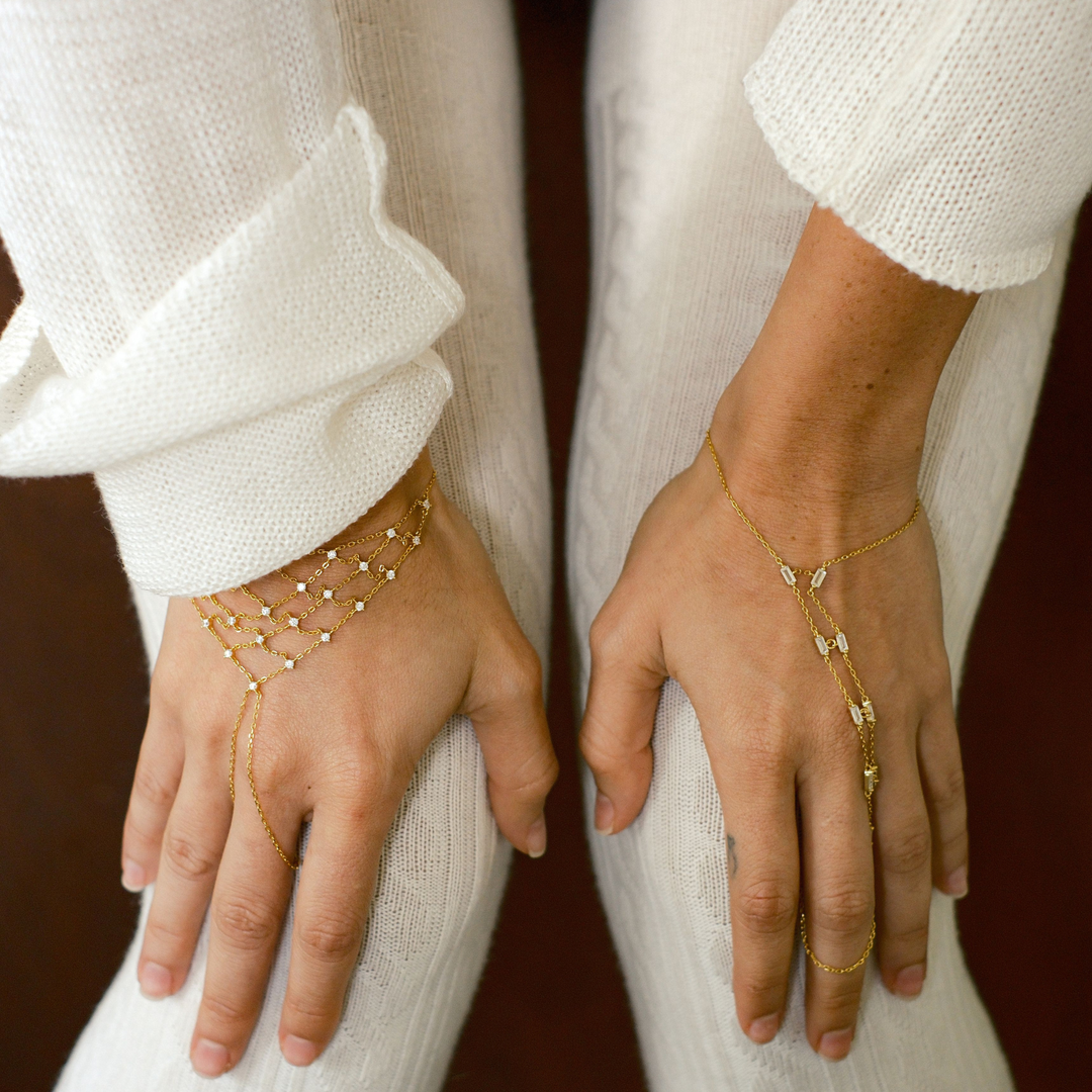 Chic Baguette Hand Chain Bracelet - Swagychic