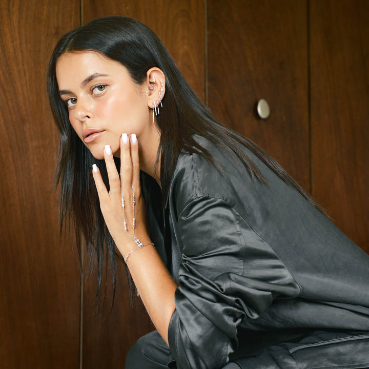 Tiered Teardrop Bezel Hand Chain Bracelet - Swagychic